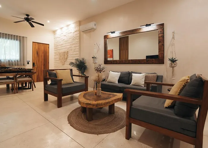 Stylish 3bd3ba In Tulum's Neighborhood